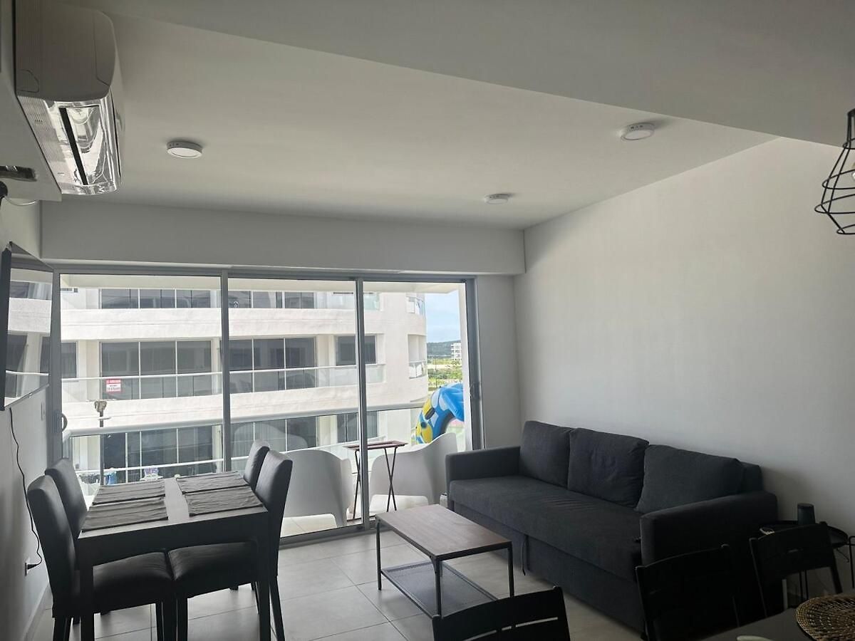 Cozy Brand New * Cartagena