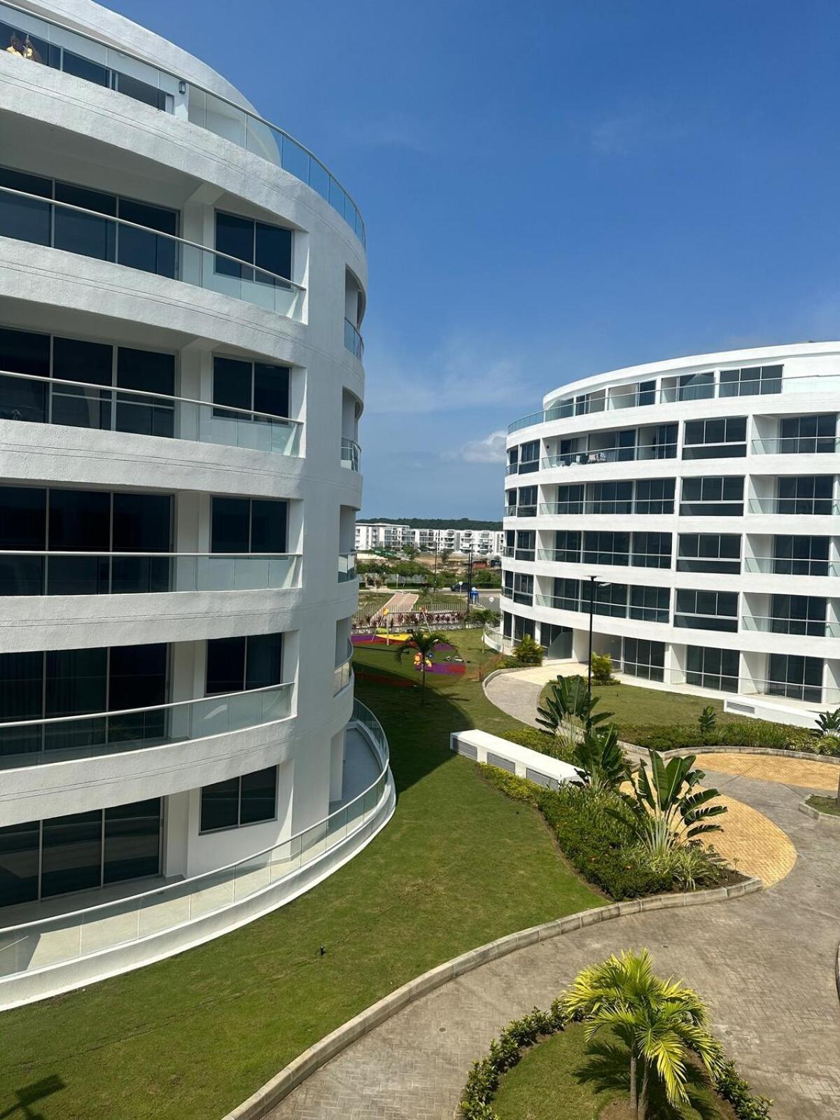 Cozy Brand New * Cartagena